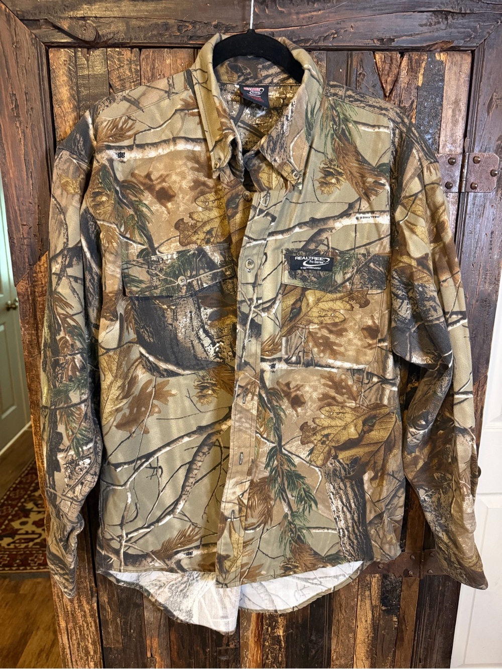 Realtree Pro Series Whitewater Camo Hunting Shirt Men M Long Sleeve hardwood